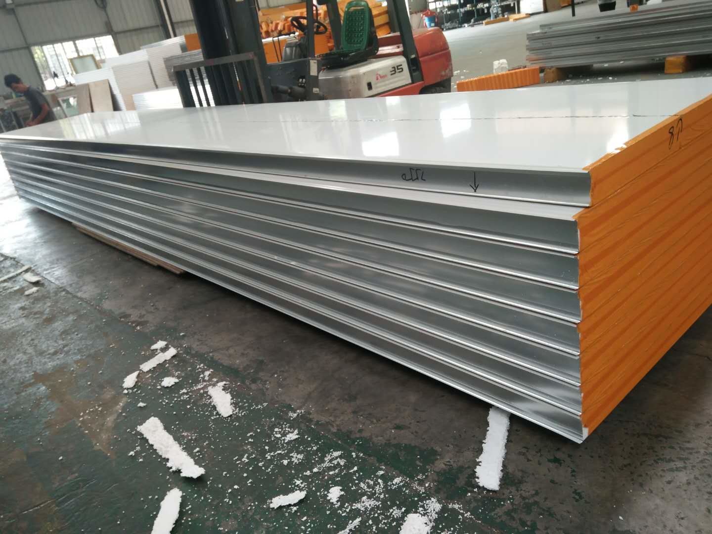 ISO Construction Exterior Color Steel EPS Sandwich Panel