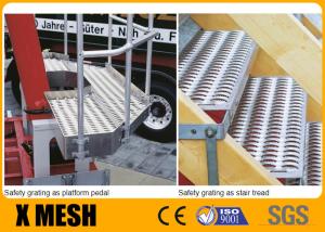 China Hot Dipped Galvanized Perforated Metal Mesh Safety Grating Walkway Anti Rust factory