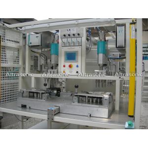 China 35Khz 300W - 1000W Plastic Electric Riveting Welding Machine With PCL Program Control factory