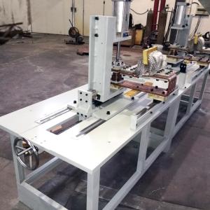 China IGBT Automotive Heat Treatment Machine Solid Hollow Stabilizer Bar Stainless Steel Resistance Heater factory