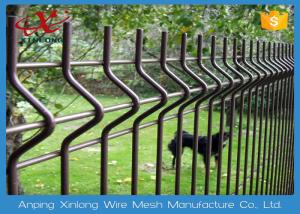 China Custom Black / Green Welded Wire Mesh Fence For Residential V Shape factory