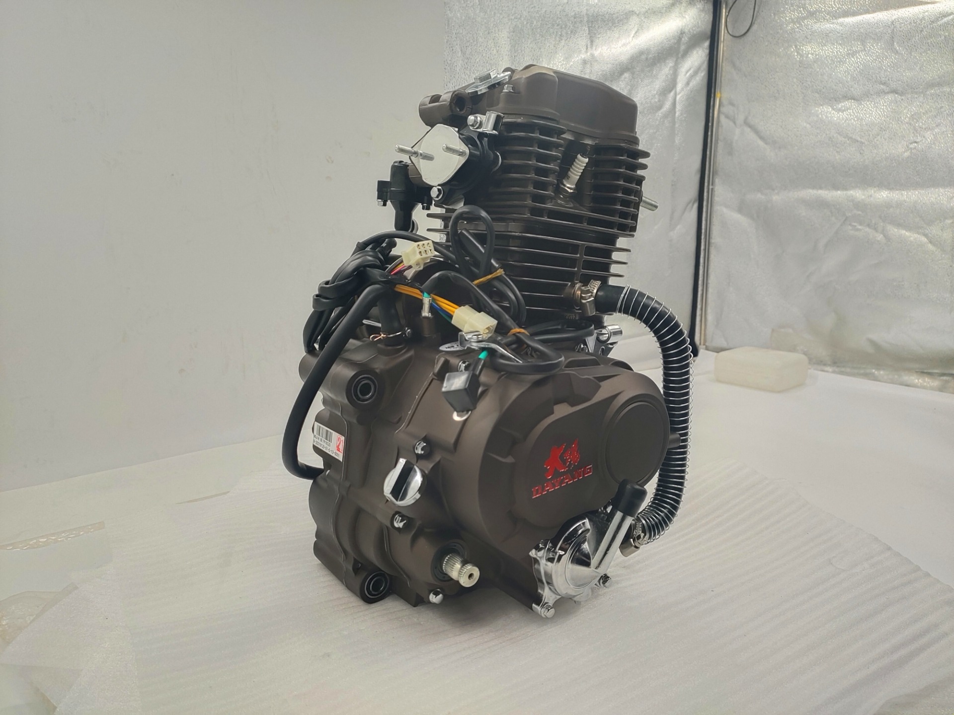 DAYAN 250CC Super Cool Motorcycle with DAYANG Sea CDI and 11.5kW/7000 R/min Max Power
