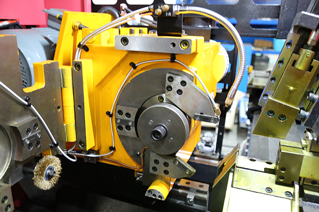 Alloy Steel 2250mm Circular Saw Electric Circular Saw Machine For Wood Cutting