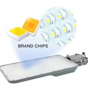 China Stand Alone Split Solar Panel Street Lamp LED Chip Ip66 Waterproof 6500k factory