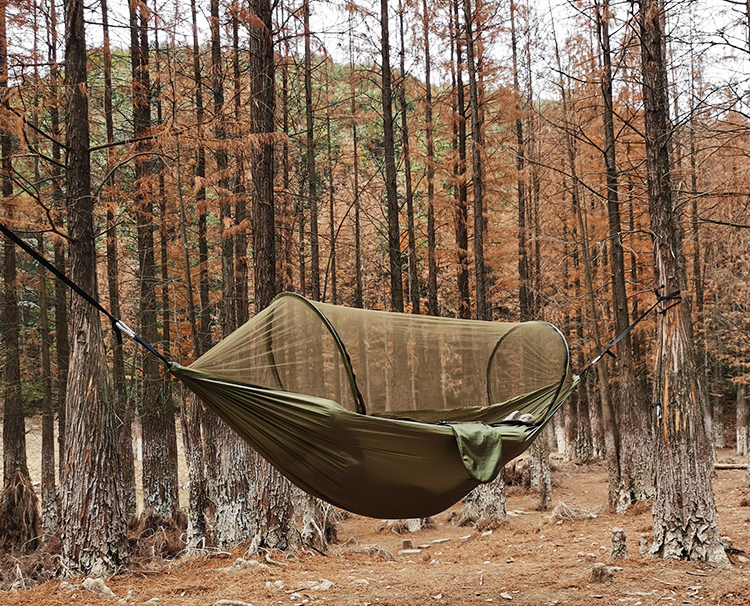 Lightweight Portable Camping Parachute Hammock with Mosquito Net and Polyester Fiber