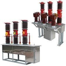 China 12kv Outdoor Hv Permanent-Magnet Vacuum Circuit Breaker with CT and Disconnector factory