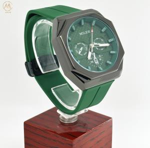 China Men's Luxury Watch Waterproof Luminous Automatic Moon Date Silicone Leisure Quartz Men's Watch factory