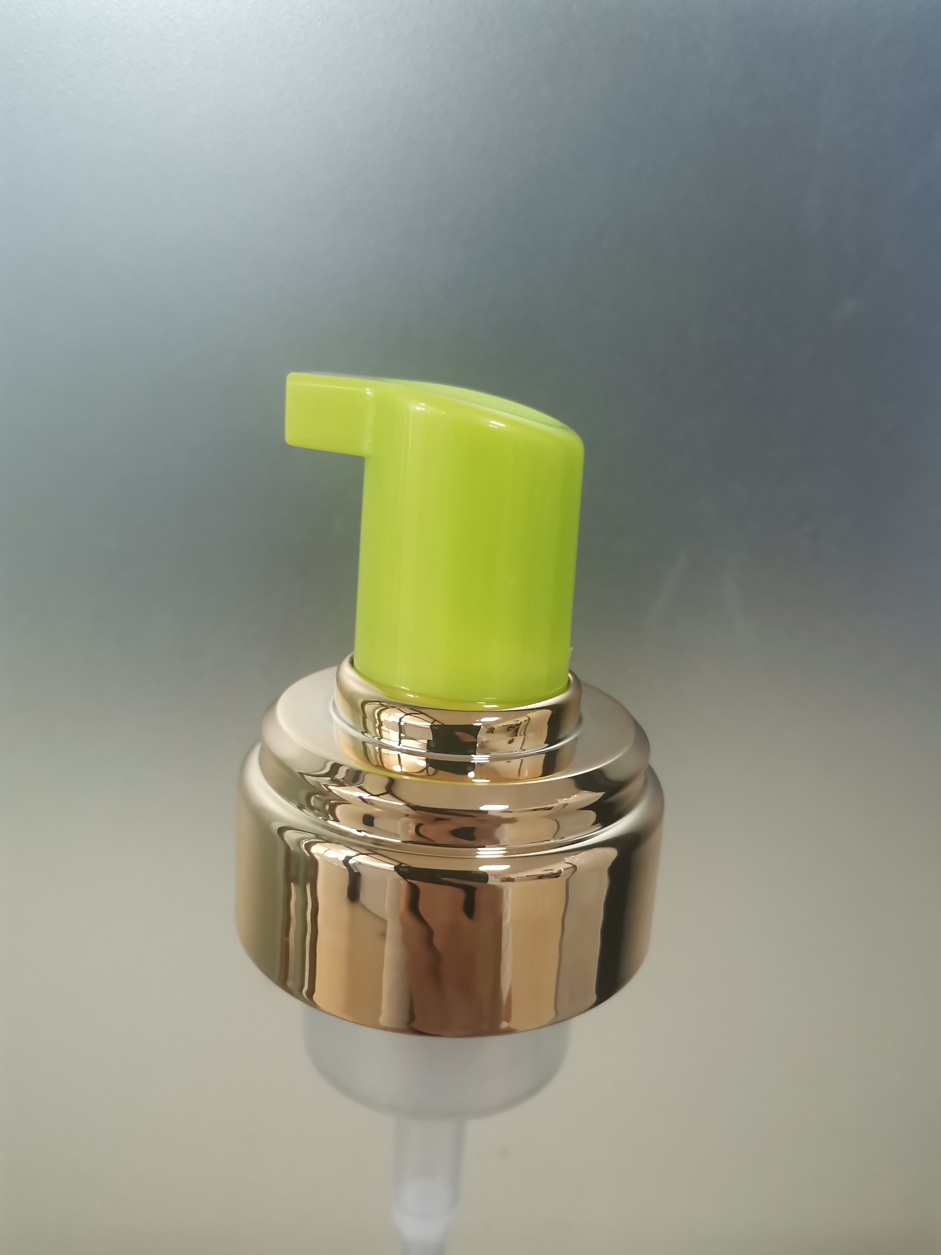 Support Actuator Closure Overcap Electroplating Foam Pump 1.5Cc Customize Colour