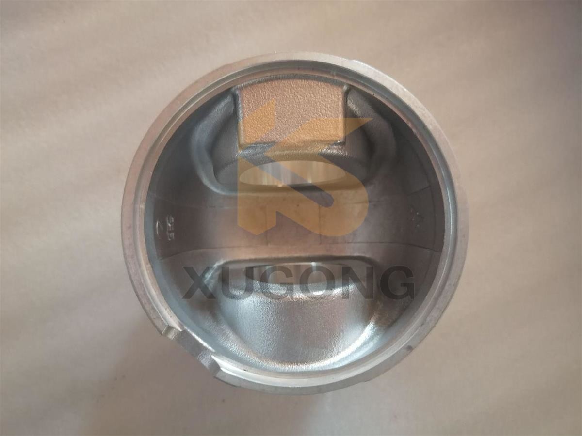 EC210D Excavator D5E Engine Parts Piston Parts Engine Piston Assy with Pin &Clip