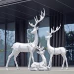 Fiberglass Sculpture Plum Blossom Deer Hotel Lobby Furniture Garden Landscaping