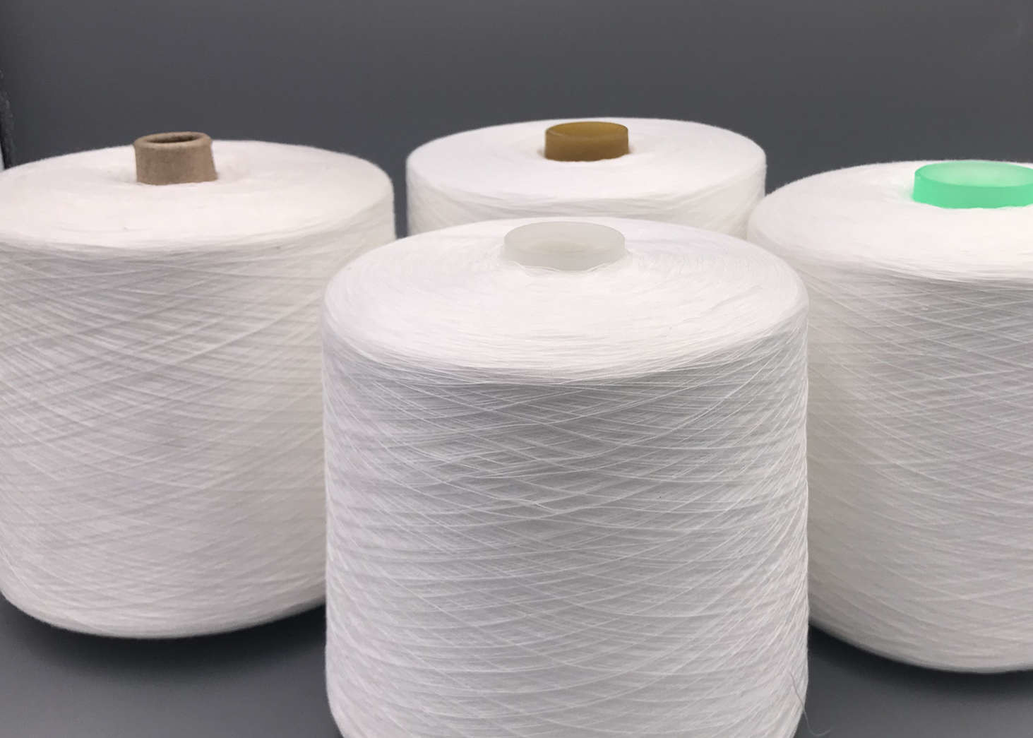 High Quality 40/2 Raw White Plastic Cone Ring 100 Polyester Spun Yarn