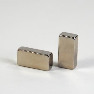 China N35 20x10x4mm Permanent Block Custom Coated Layers Sintered Neodymium Magnet factory