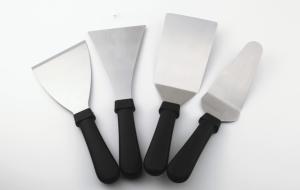 China Stainless steel Cookware Food Shovel with Plastic Handle For Kitchen Appliance factory