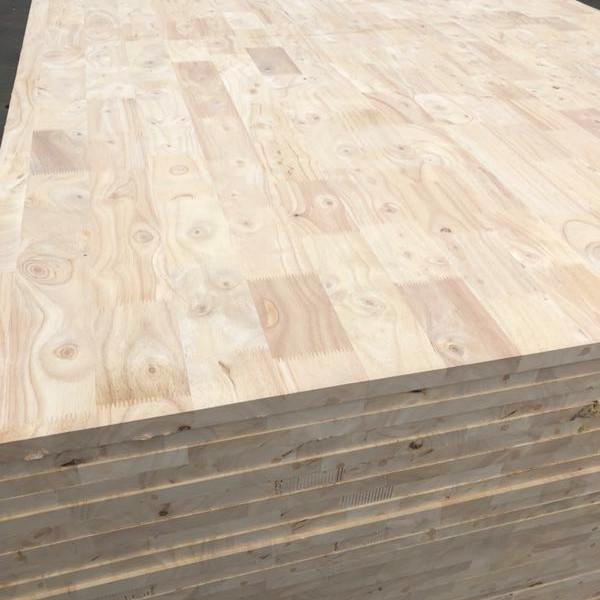 Clean and Finished Rubber Wood Finger Joint Board with High Density of 730-830kg