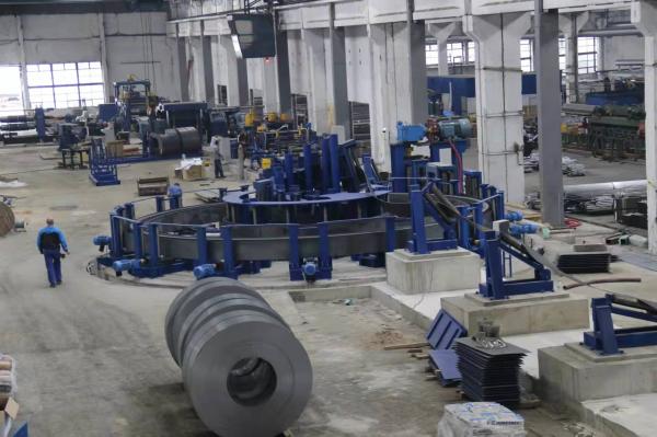 High Frequency Welded Pipe Mill 200x200x10mm Automatic Tube Mill Quick Change