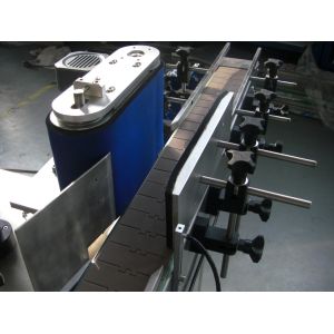 SS304 Automatic Self Adhesive Wrap Labeling Machine Reliable And Accurate