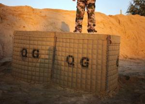 China Sand Filled Recoverable 50x50mm Military Hesco Barriers factory