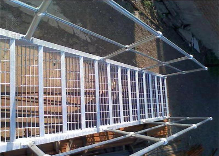 Anti Slip Bolted Fixing Galvanized Metal Stair Treads From Steel Grating Steps