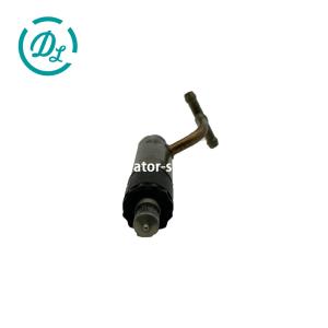 China 729236-53100 Excavator Fuel Injector 3TNV88 4TNV88 Yanmar Engine factory