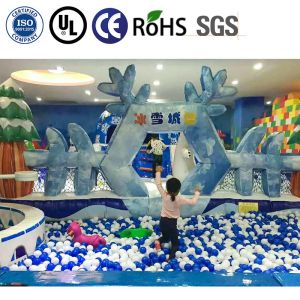 Custom Snow Themed Indoor Playground with 100+ Passenger Capacity and 8FT Frame