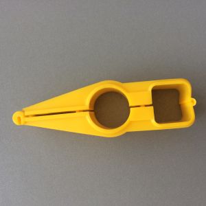 25mm Pipe Hose Clamp Clips Chicken Nipple Drinker System S Shape Hanging Hook