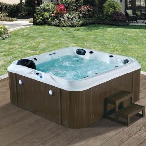 China 2120x2120x900mm Bathroom Jacuzzi Tub Square Whirlpool Massage Tub factory