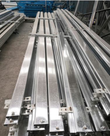 Modern Steel Pipe Structures Designed For Prefabricated Agricultural Buildings
