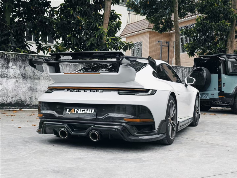Auto Parts for Porsche 911 992 Body Kit 911 992 Turbo Upgraded Techart Style Front and Rear Bumper Cover Body Kit