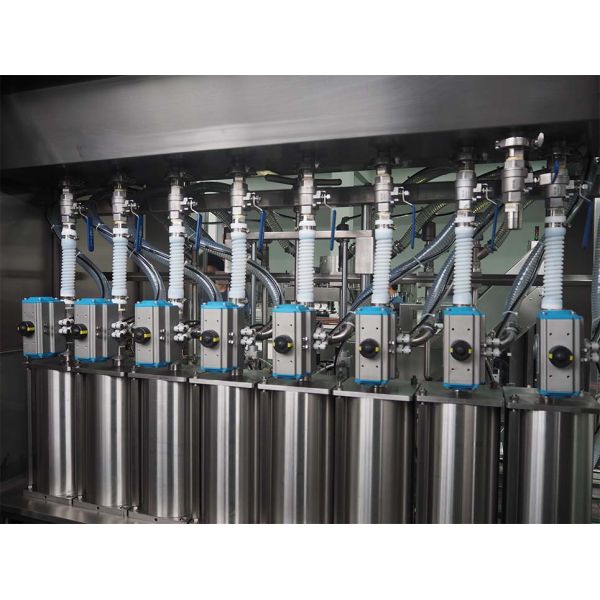 8 Heads Dishwashing Piston Filling Machine With Servo Filler 3000 B/H Large Capacity Paste Filling Machine