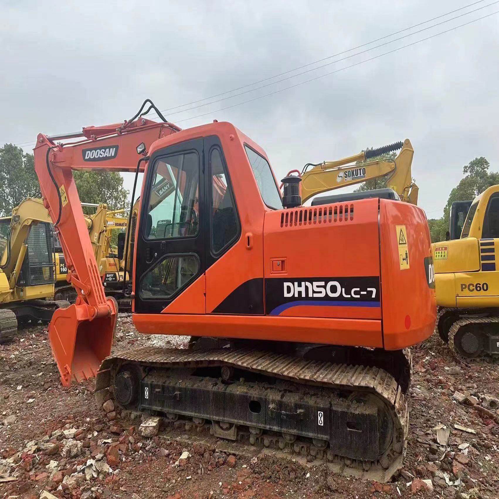 Used Doosan Digger DX150LC Secondhand 15ton Medium Type Crawler Excavator