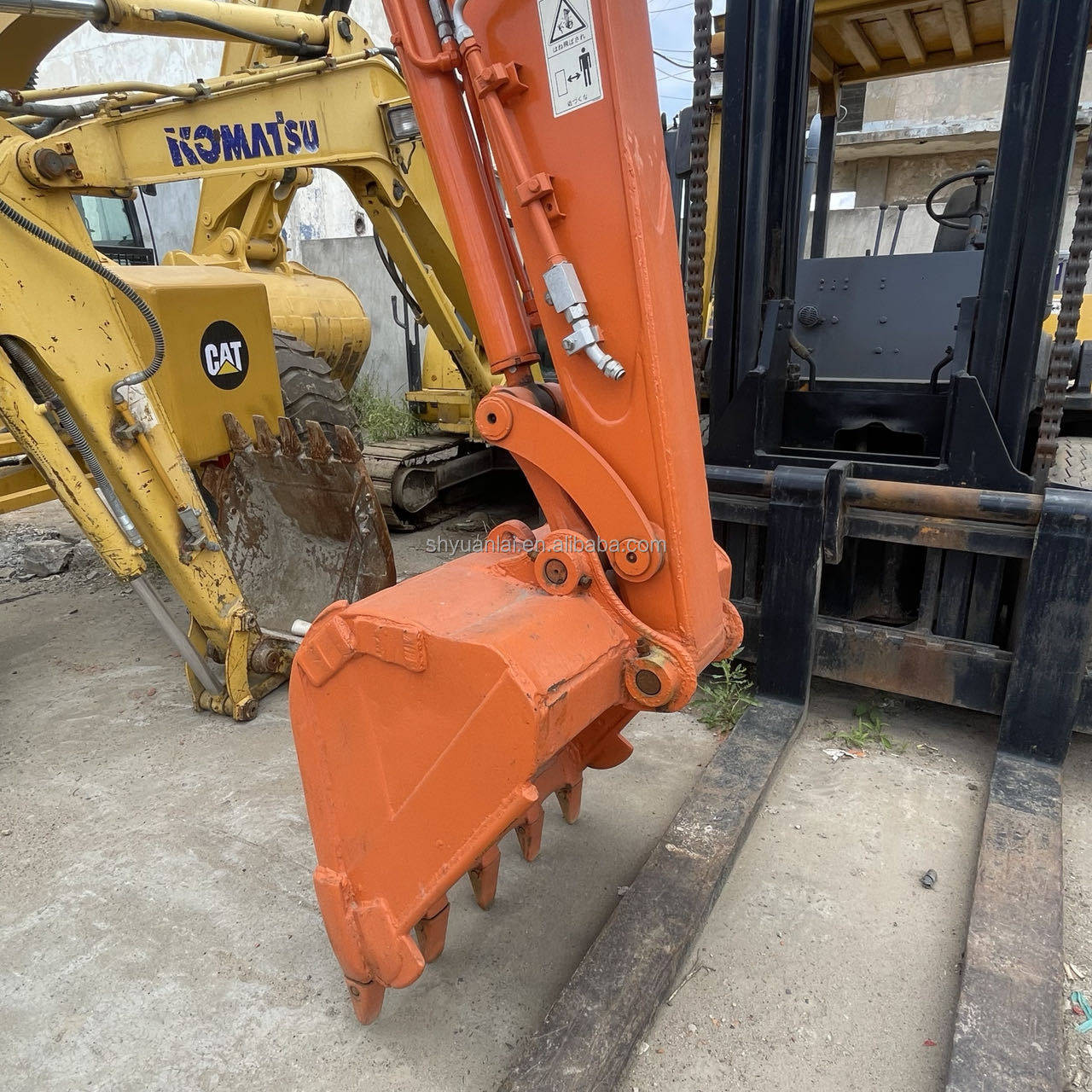 YANMAR Engine Hitachi65U Used Excavator in Perfect Condition /0.27M³ Bucket Capacity