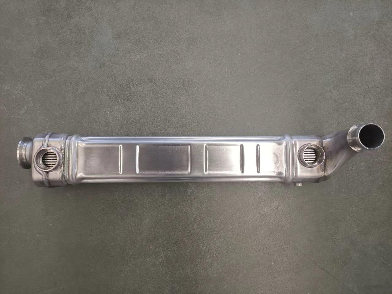 A4731400575 A4701400675 EGR Cooler For Detroit DD15 Engine Parts