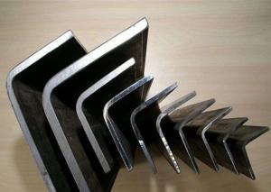 China Equal Angle Stainless Steel Bar 25 X 25 X 3mm - 100 X 100 X 12mm Optional factory