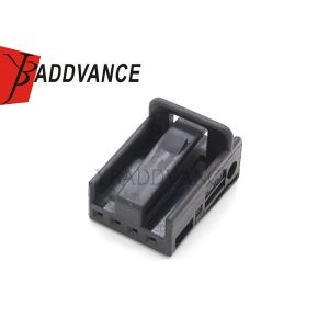 1 Row 16AWG PBT Automotive Electrical Connectors 1K0972704 C