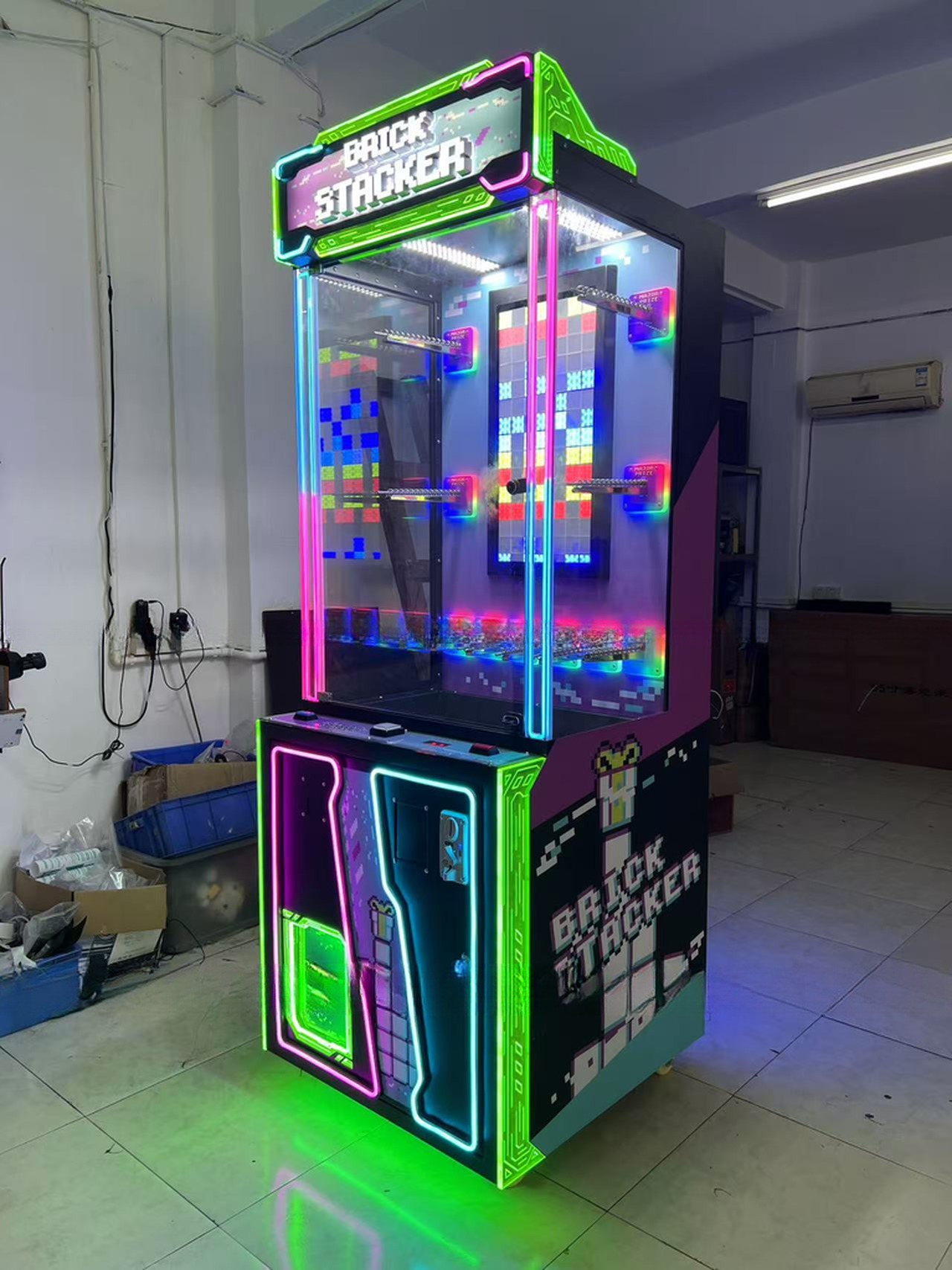 Coin Operated Brick Stacker Gift Game Machine CE Certificated