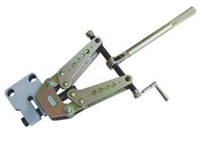 China Mechanical Drilling Hole Puncher Machine 40MM Notch Length Small Size factory