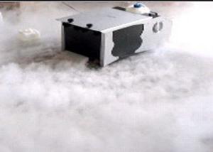 China Theatrical Special Effect 1500w Low Ground Stage Fog Machine Fluid Dmx512 Control factory