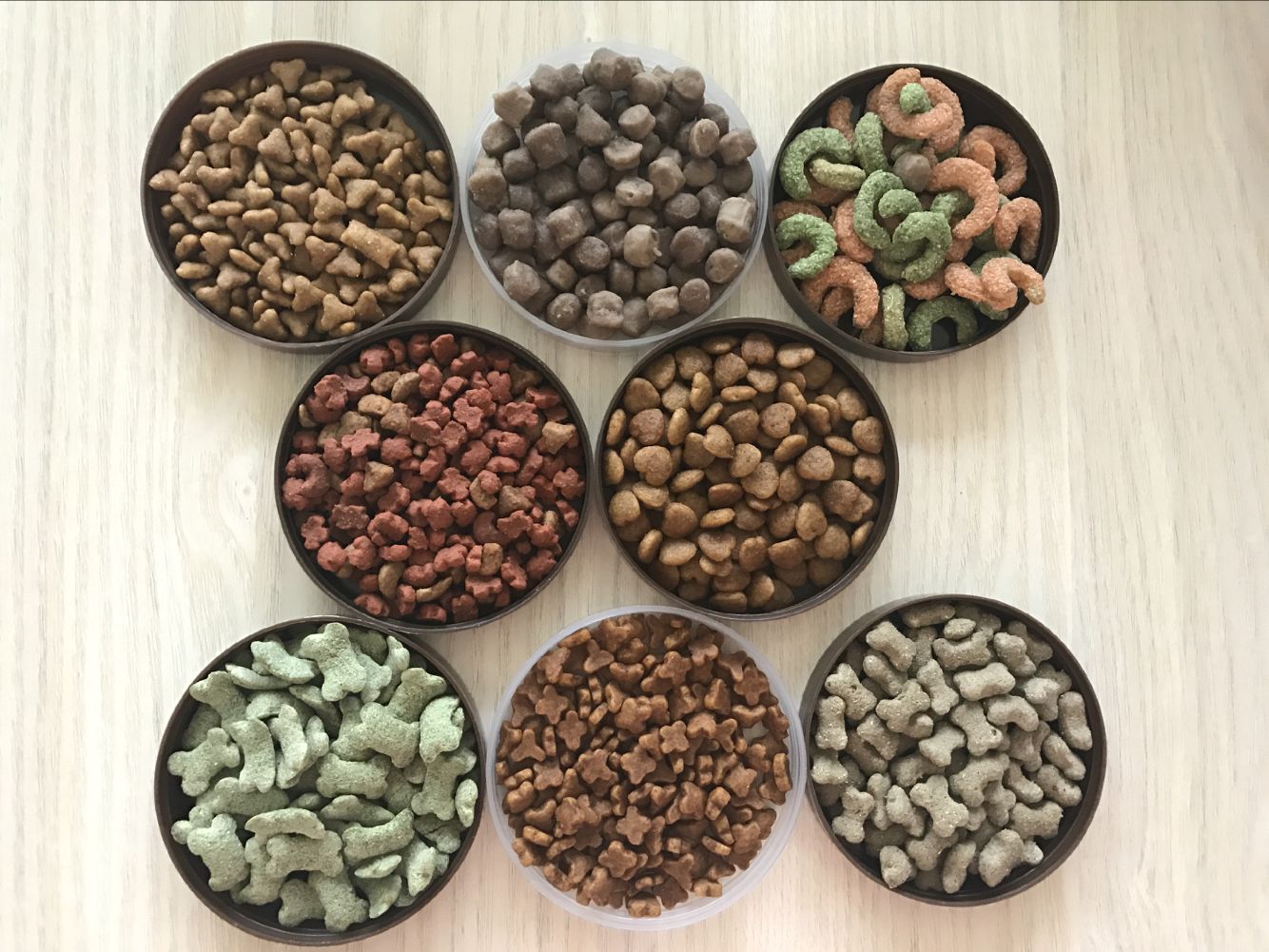 Small Dry Pedigree Dog Food Pellet Extrusion Equipment with Delta Inverter Technology
