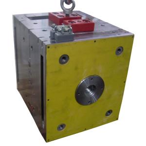 China Clear Plastic Injection Mould Die Makers Materials Aluminum Mould Making factory