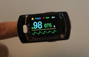 China Medical Fingertip Pulse Oximeter With Bluetooth Wireless factory