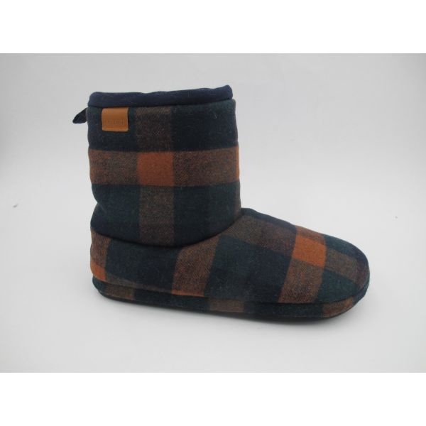 Non Slip Sole Mens House Slipper Boots With Different Heights And Materials