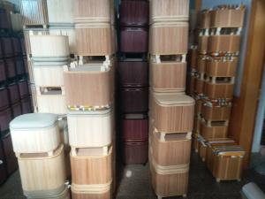 China Natural Straw Household Storage Stool Grass Woven Ottoman Box Eco-Friendly Hand-Woven Grass Rattan Stools factory