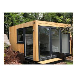 China Galvanized Steel Bending 180g 20ft Flat Pack Luxury Prefabricated Shipping Container House with Steel Frame and Windows factory