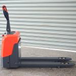 Industrial Electric Pallet Truck Rated Traction Weight 2000kg 3000kg 1.5 Ton