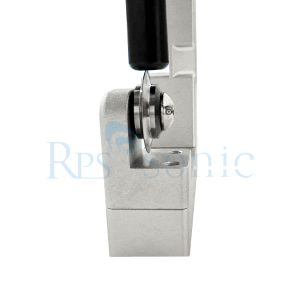 Ultrasonic edge cutting and sealing machine installed on circular loom