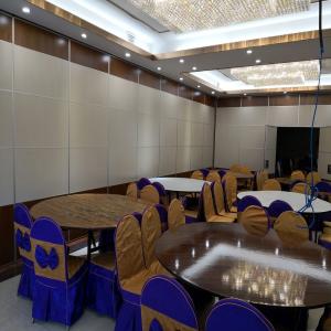 China Office Separation Panels Indoor Movable Partition Wall For Sri Lanka factory