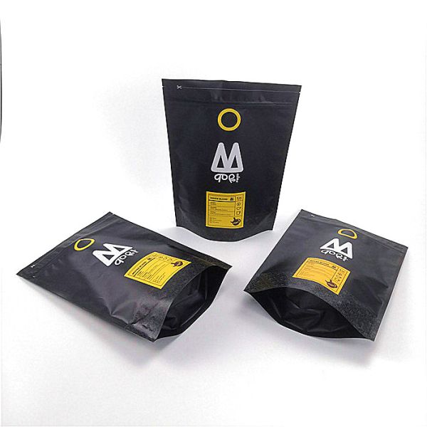 Resealable Stand Up Zipper Pouch Bags Custom Printed Laminated Matte Black Color