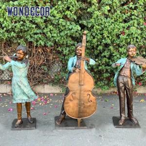 China Custom Life Size Bronze statues of partners playing instruments together factory