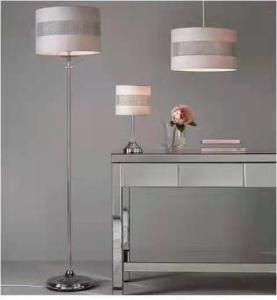 China OEM Simple Modern Table Lamp With Diamond Drum Shade factory