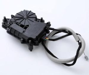 China BMW 51247383561 Auto Body Parts Trunk Lock Actuator Motor factory
